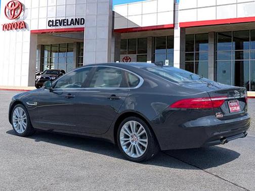 2020 Jaguar XF 25t Prestige RWD Automatic