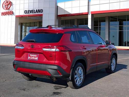 2022 Toyota Corolla Cross LE