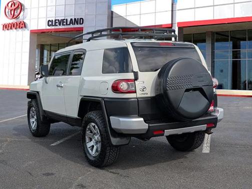 2014 Toyota FJ Cruiser Base