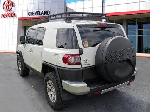 2014 Toyota FJ Cruiser Base