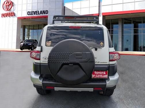 2014 Toyota FJ Cruiser Base