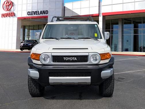 2014 Toyota FJ Cruiser Base