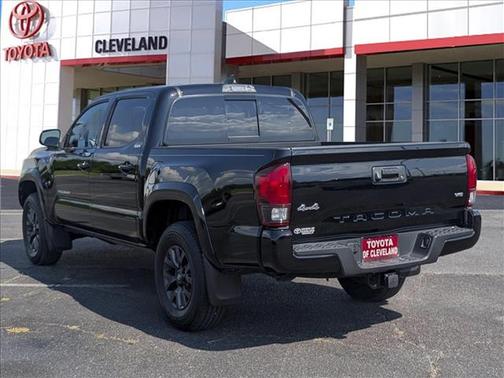 Black 2023 Toyota Tacoma SR5
