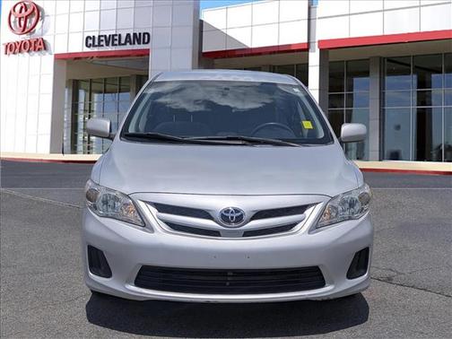 Classic Silver Metallic 2012 Toyota Corolla LE