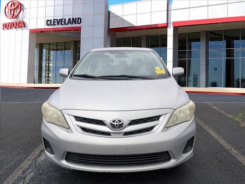 Classic Silver Metallic 2012 Toyota Corolla LE