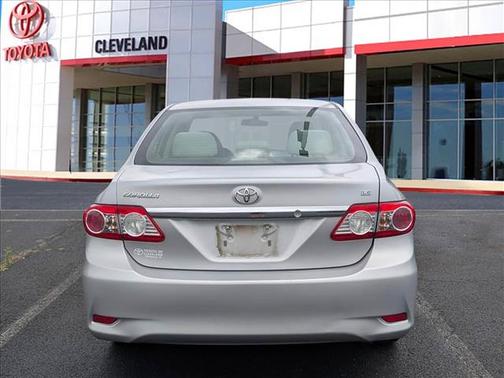Classic Silver Metallic 2012 Toyota Corolla LE