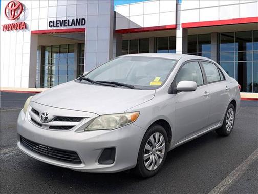 Classic Silver Metallic 2012 Toyota Corolla LE