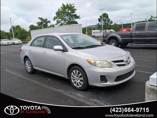 Classic Silver Metallic 2012 Toyota Corolla LE