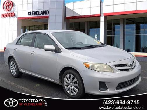 Classic Silver Metallic 2012 Toyota Corolla LE
