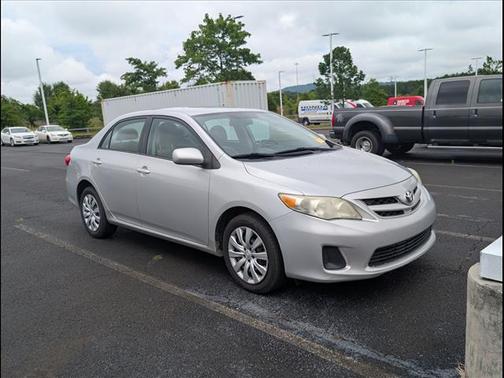 Classic Silver Metallic 2012 Toyota Corolla LE