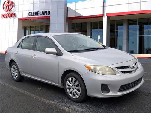 Classic Silver Metallic 2012 Toyota Corolla LE