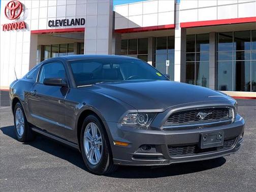 2014 Ford Mustang V6