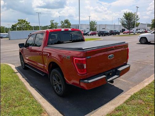 Hot Pepper Red Metallic Tinted Clearcoat 2023 Ford F-150 XLT