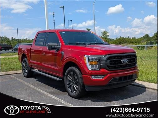 Hot Pepper Red Metallic Tinted Clearcoat 2023 Ford F-150 XLT