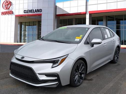 Classic Silver Metallic 2026 Toyota Corolla SE