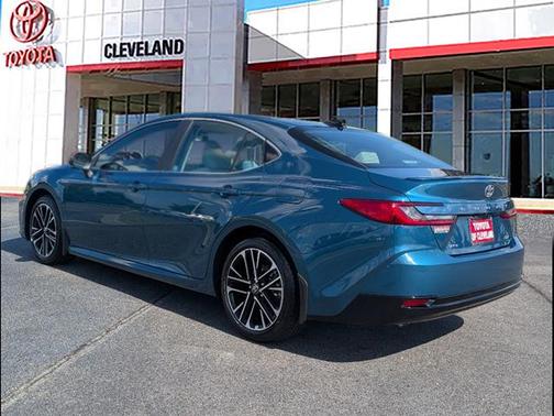 2025 Toyota Camry XLE