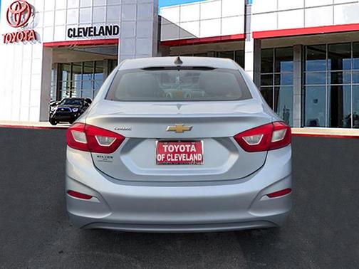 2017 Chevrolet Cruze LS