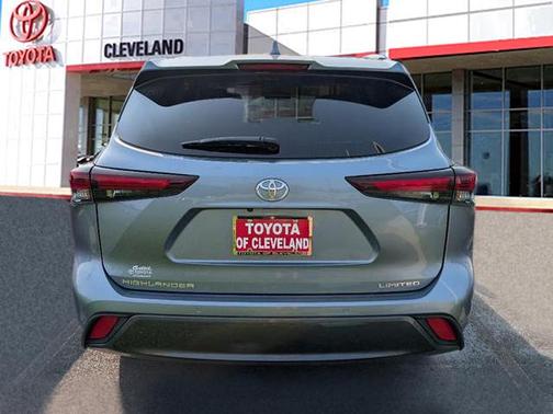 2024 Toyota Highlander Limited