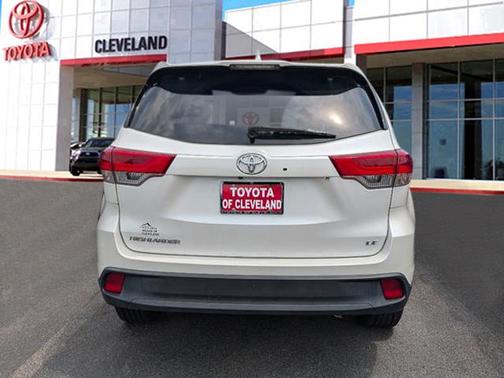 2018 Toyota Highlander LE Plus