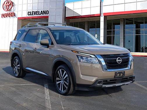 2024 Nissan Pathfinder Platinum 4WD
