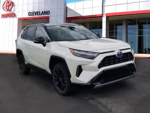 2022 Toyota RAV4 Hybrid SE