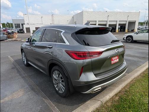 2023 INFINITI QX50 LUXE