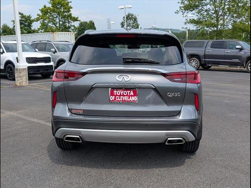 2023 INFINITI QX50 LUXE