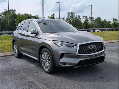 2023 INFINITI QX50 LUXE