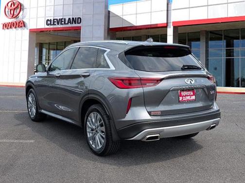 2023 INFINITI QX50 LUXE