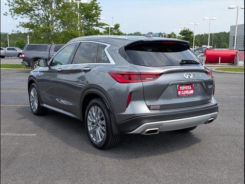 2023 INFINITI QX50 LUXE