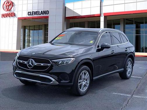 Black 2023 Mercedes-Benz GLC 300 4MATIC