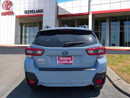 Cool-Gray Khaki 2023 Subaru Crosstrek Limited