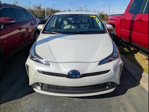 2020 Toyota Prius XLE