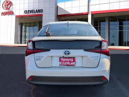 2020 Toyota Prius XLE