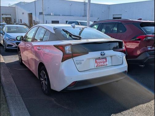 2020 Toyota Prius XLE