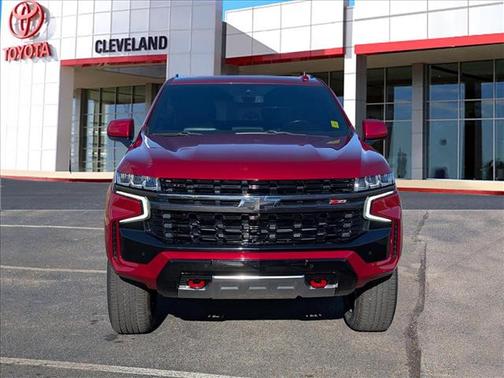 2022 Chevrolet Suburban 4WD Z71