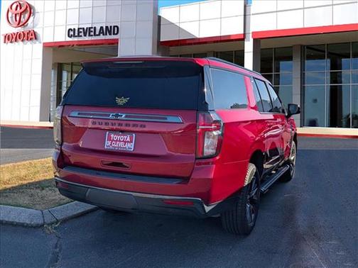 2022 Chevrolet Suburban 4WD Z71