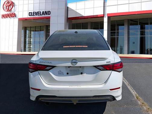 Aspen White/Super Black 2021 Nissan Sentra SR