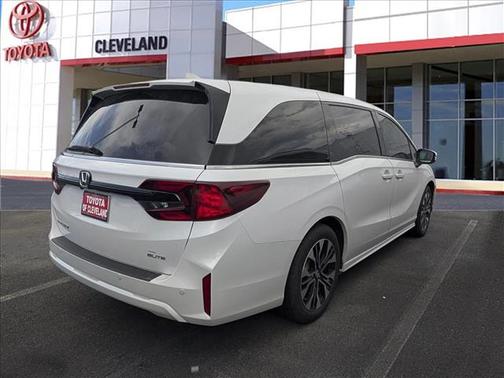 Platinum White Pearl 2025 Honda Odyssey Elite