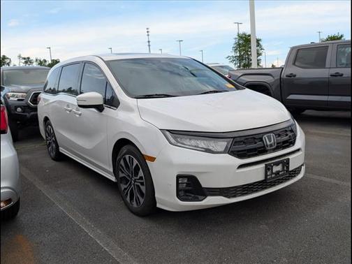 Platinum White Pearl 2025 Honda Odyssey Elite