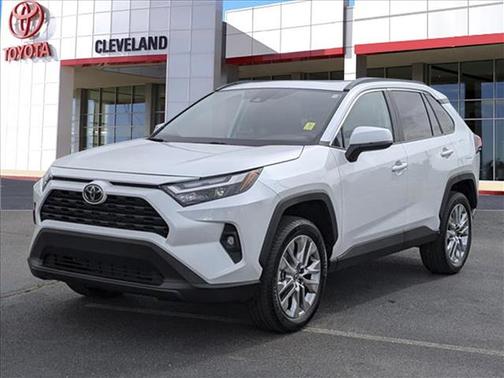 Pearl 2025 Toyota RAV4 XLE Premium