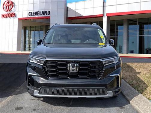 2023 Honda Pilot AWD Elite