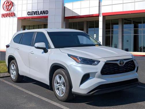 Wind Chill Pearl 2023 Toyota Highlander L