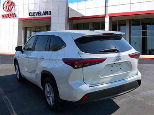 Wind Chill Pearl 2023 Toyota Highlander L