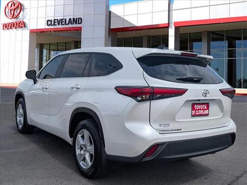 Wind Chill Pearl 2023 Toyota Highlander L