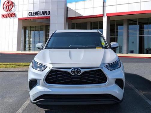 Wind Chill Pearl 2023 Toyota Highlander L