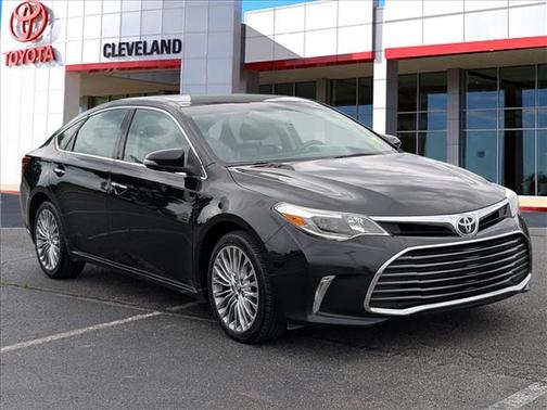 Midnight Black Metallic 2016 Toyota Avalon Limited