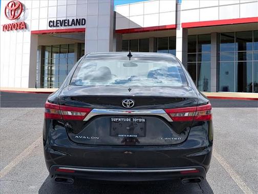 Midnight Black Metallic 2016 Toyota Avalon Limited