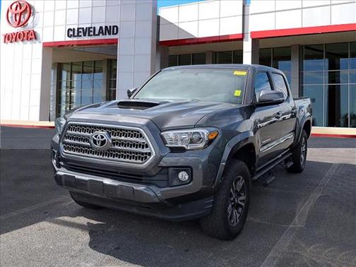 2017 Toyota Tacoma TRD Sport