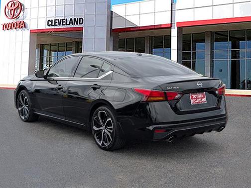 2024 Nissan Altima SR FWD